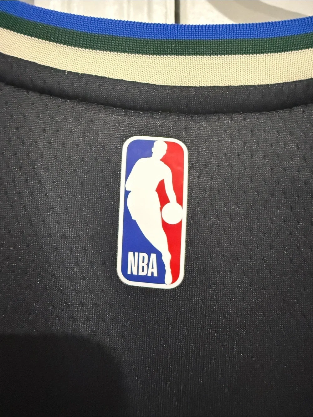 Giannis Antetokounmpo Milwaukee Bucks #34 NBA Jersey - Black/White/Green Trim
